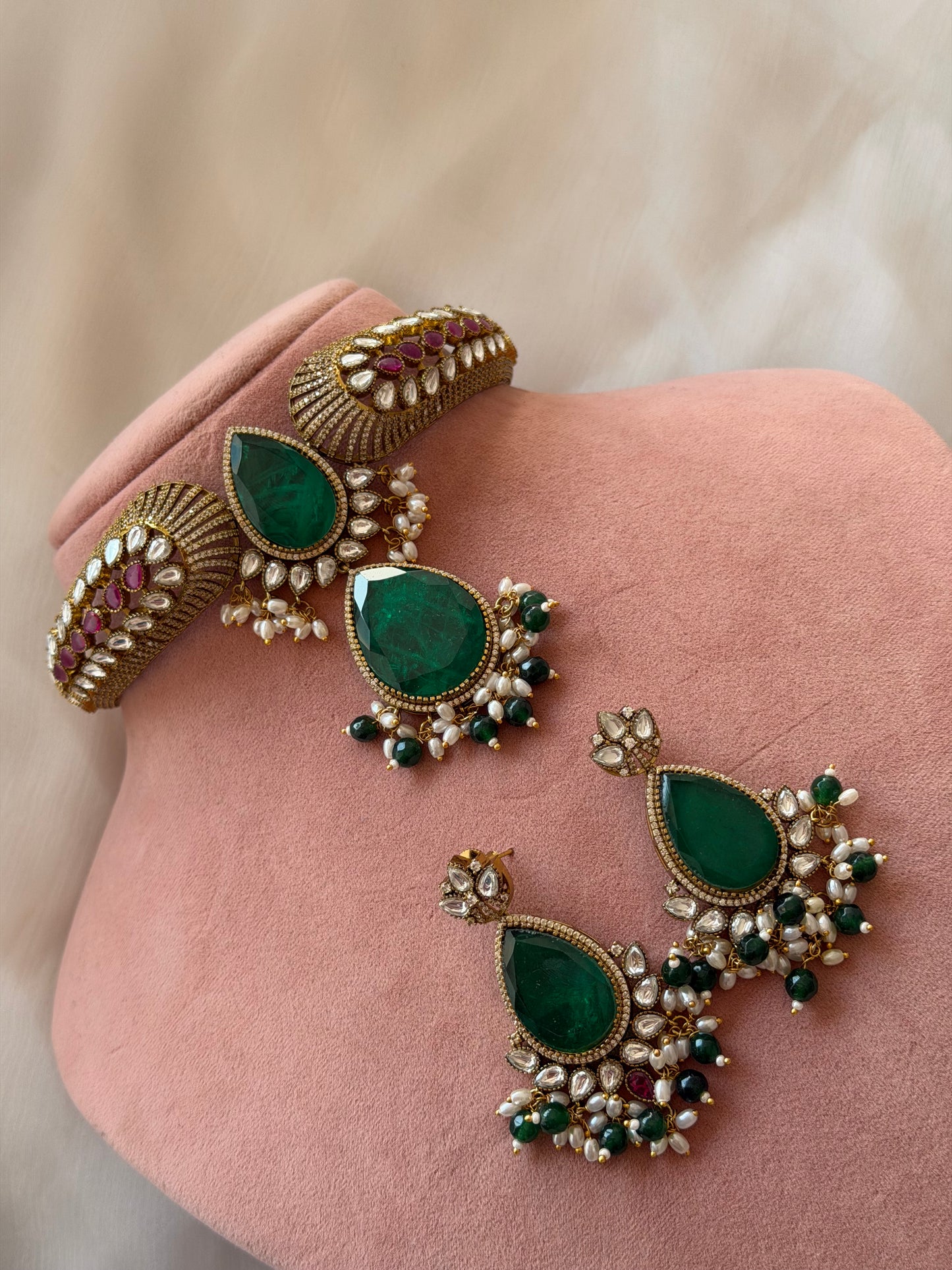 Divakar Necklace