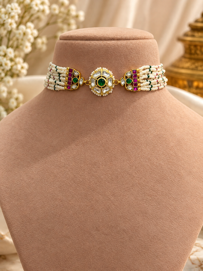 Urooj Choker