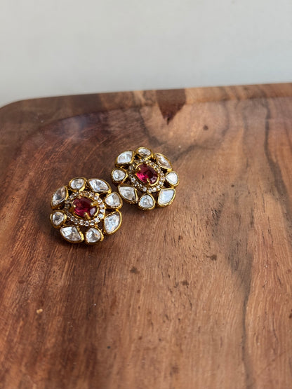Nora Studs