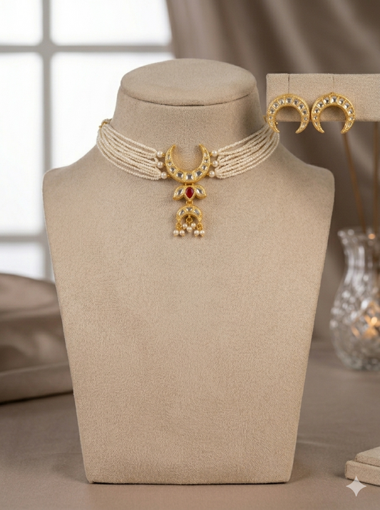 Izar Choker Set