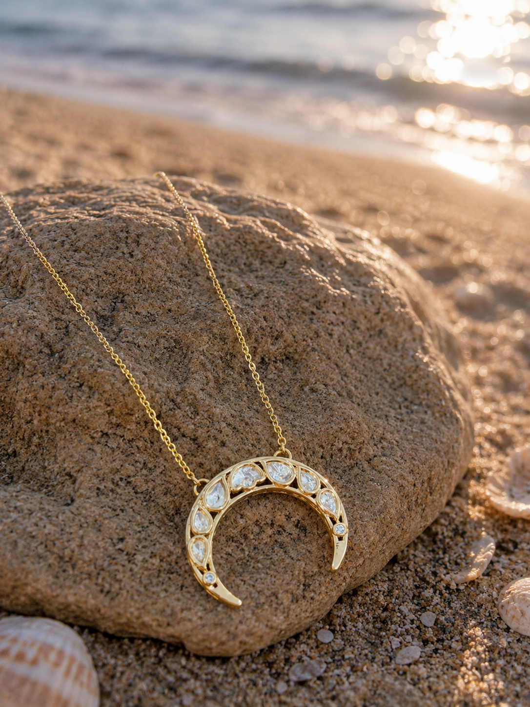 Moon Pendant Neckchain