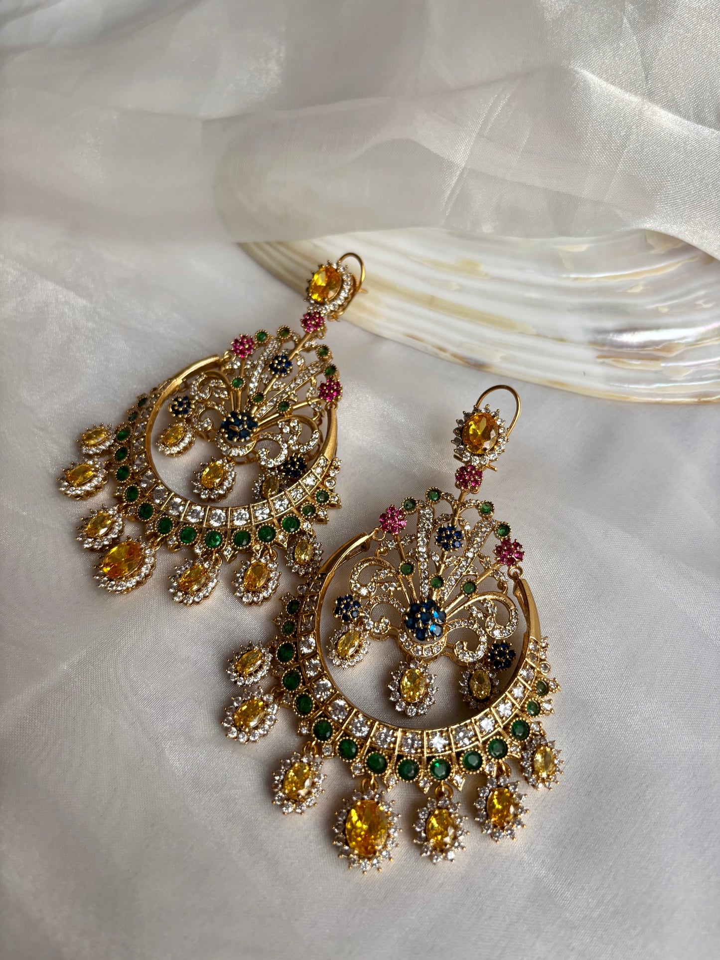 Apsara Statement Chandbali