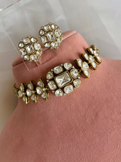 Shaukeen Choker Set