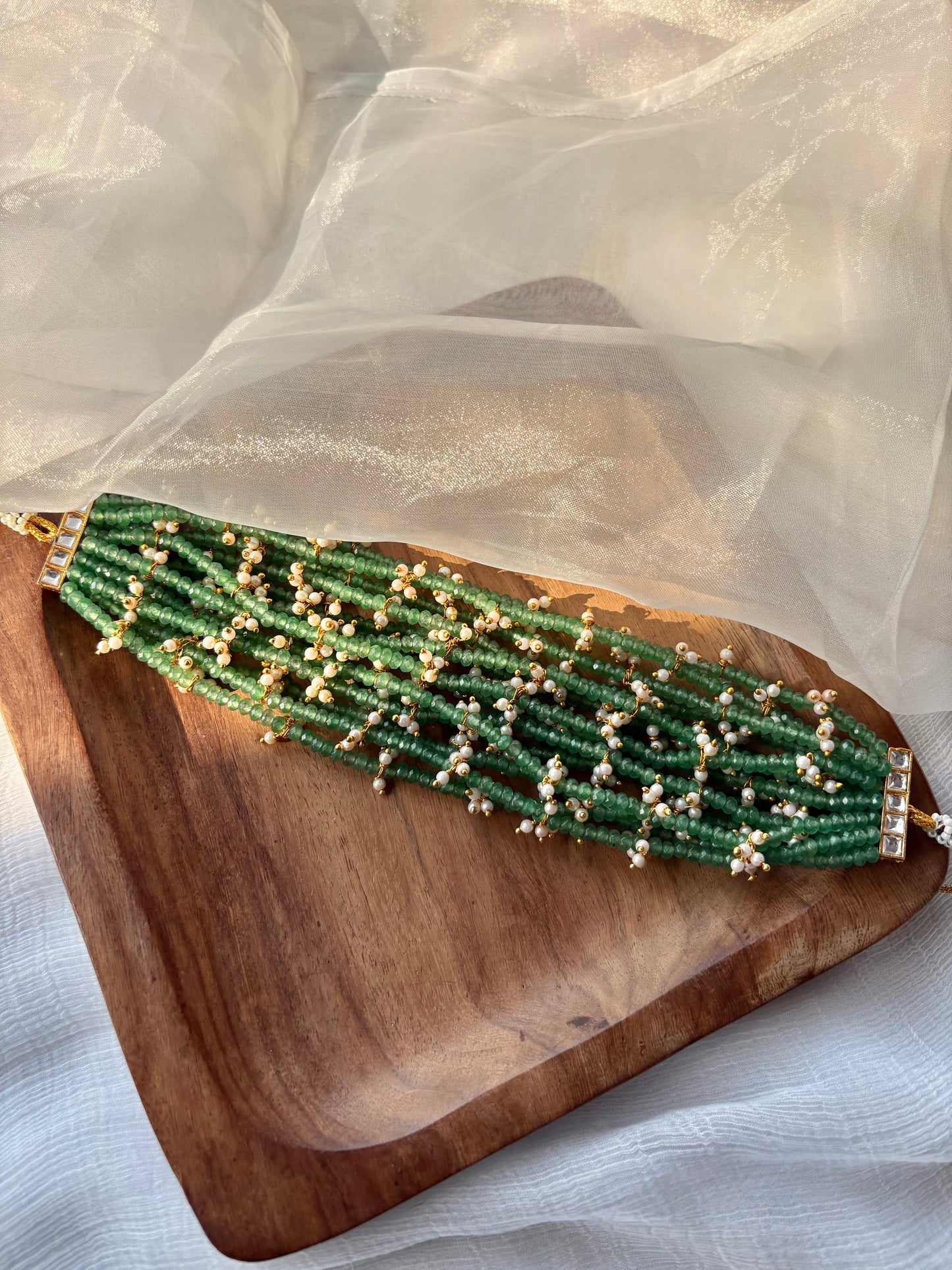 Manjari Choker