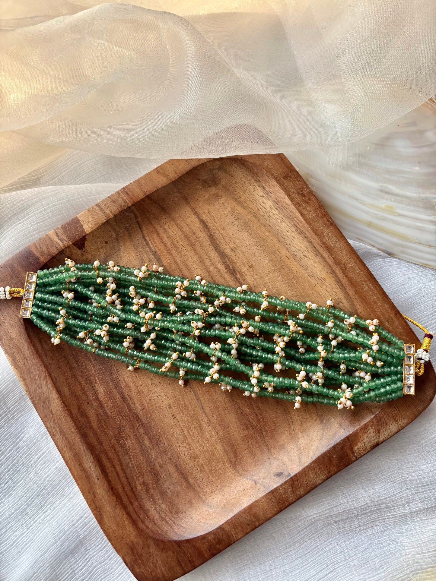 Manjari Choker
