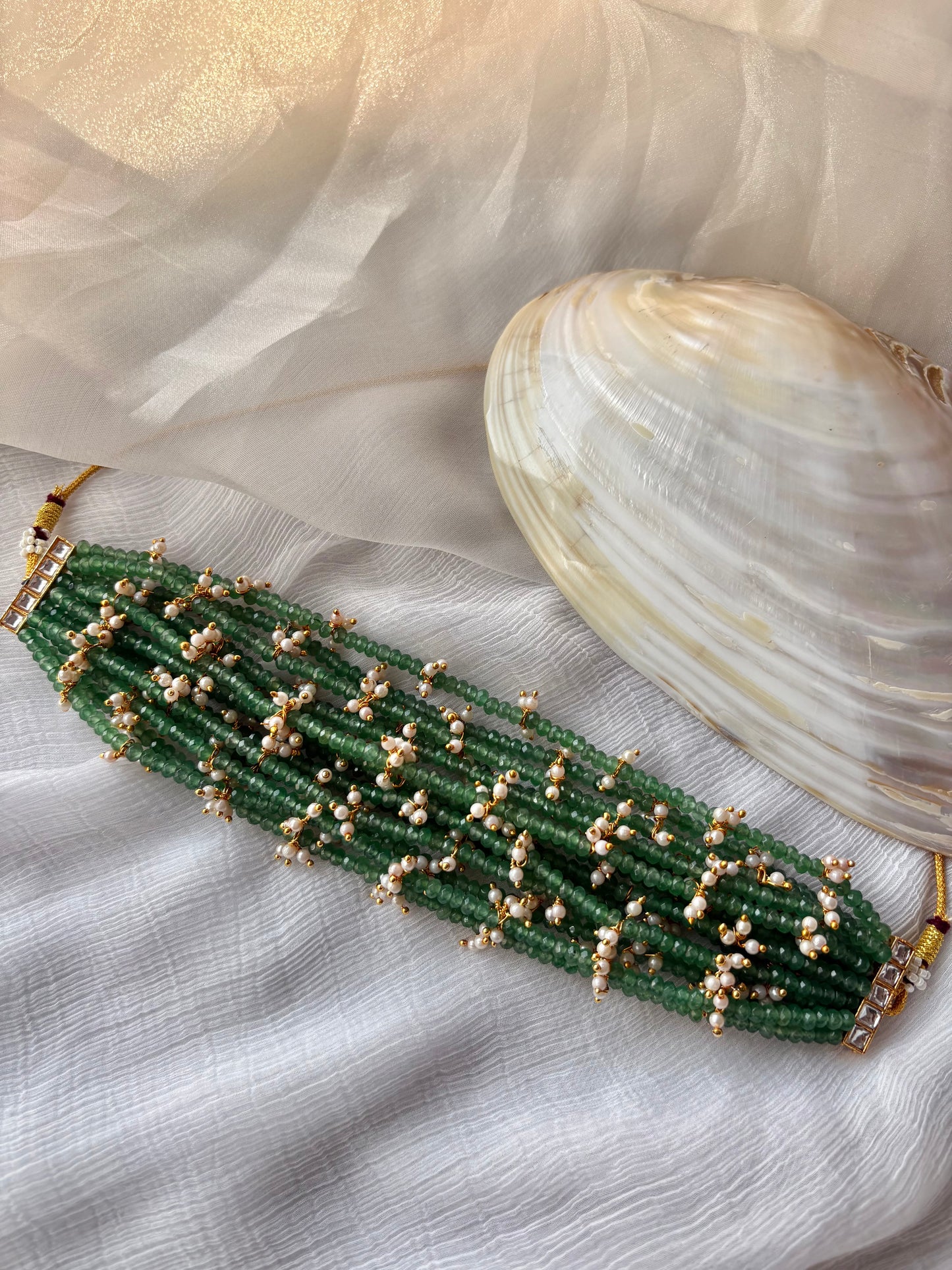 Manjari Choker