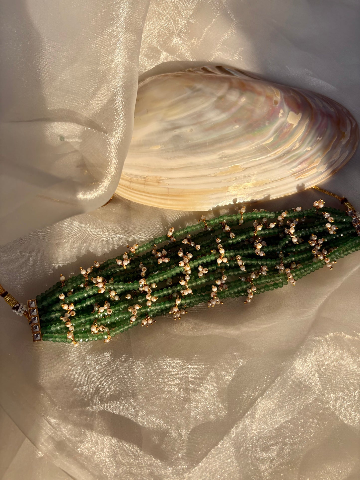 Manjari Choker
