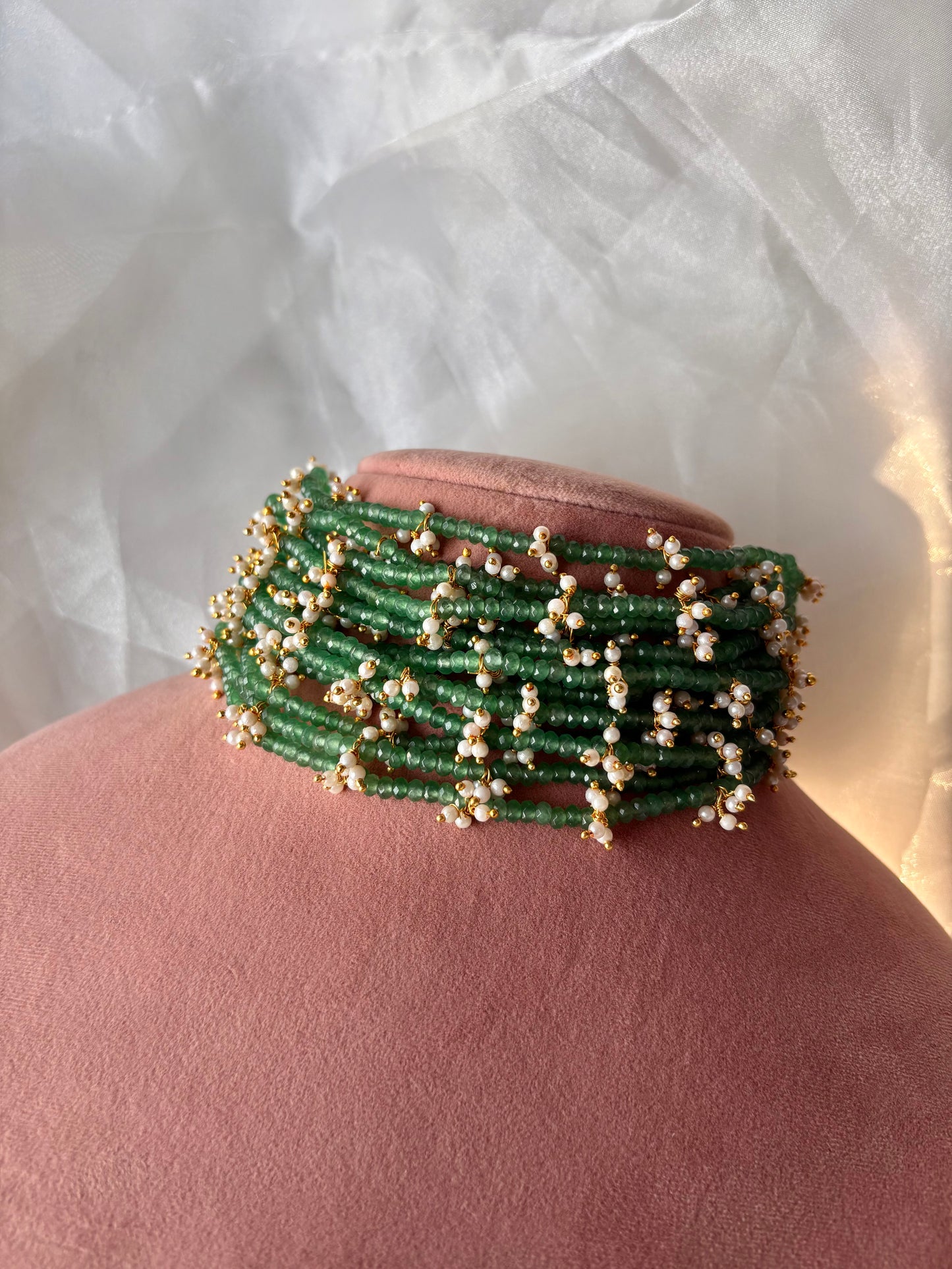 Manjari Choker