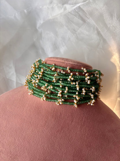 Manjari Choker