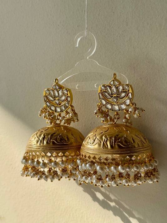 Aarohi Earrings