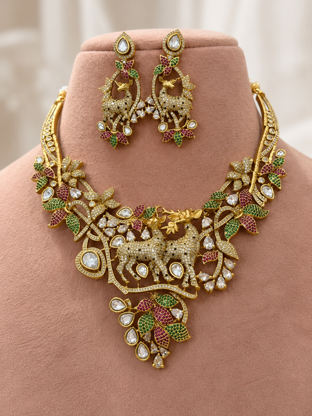 Mrig Tara Necklace Set