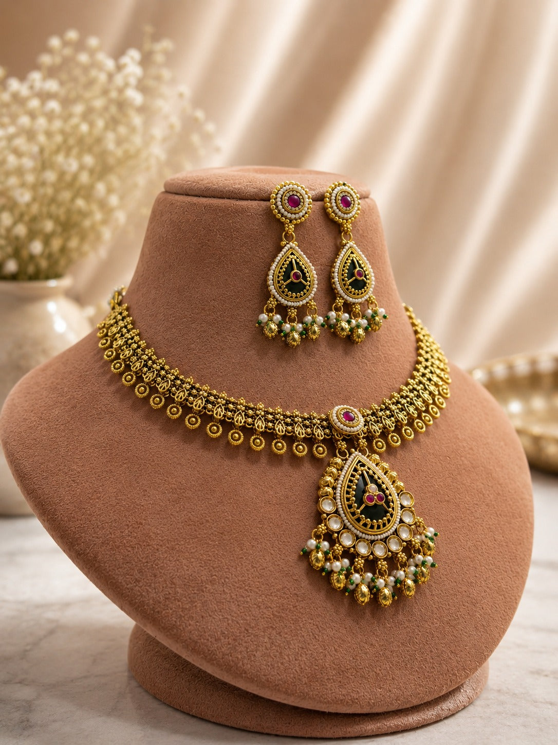 Sati Necklace Set